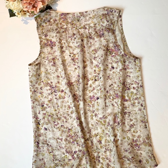 GAP Floral Top - Picture 3 of 4